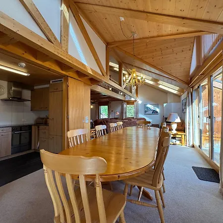 アパート Oberhof Penthouse ヴェンゲン