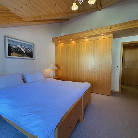 Oberhof Penthouse アパート *