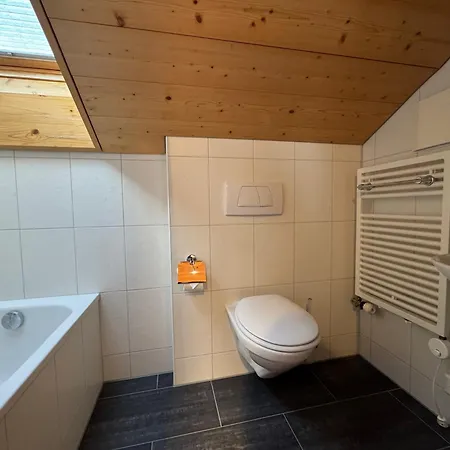 Oberhof Penthouse アパート