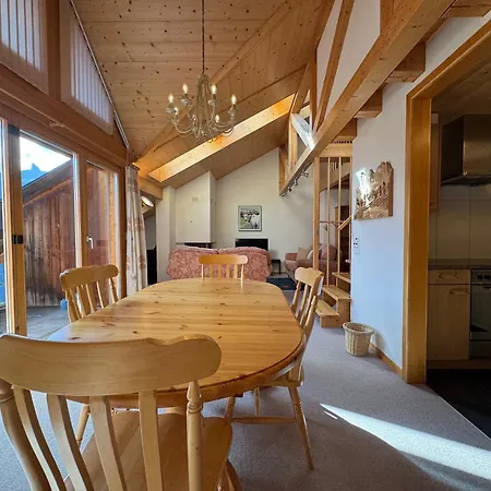 Oberhof Penthouse アパート *